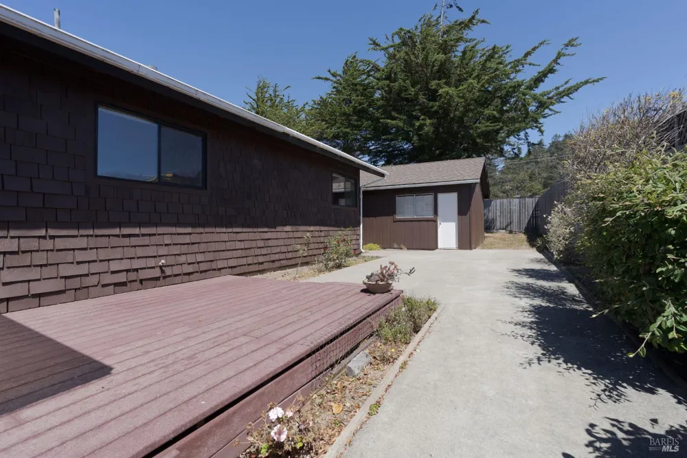 47045 Westward Ho Road Gualala, CA 95445