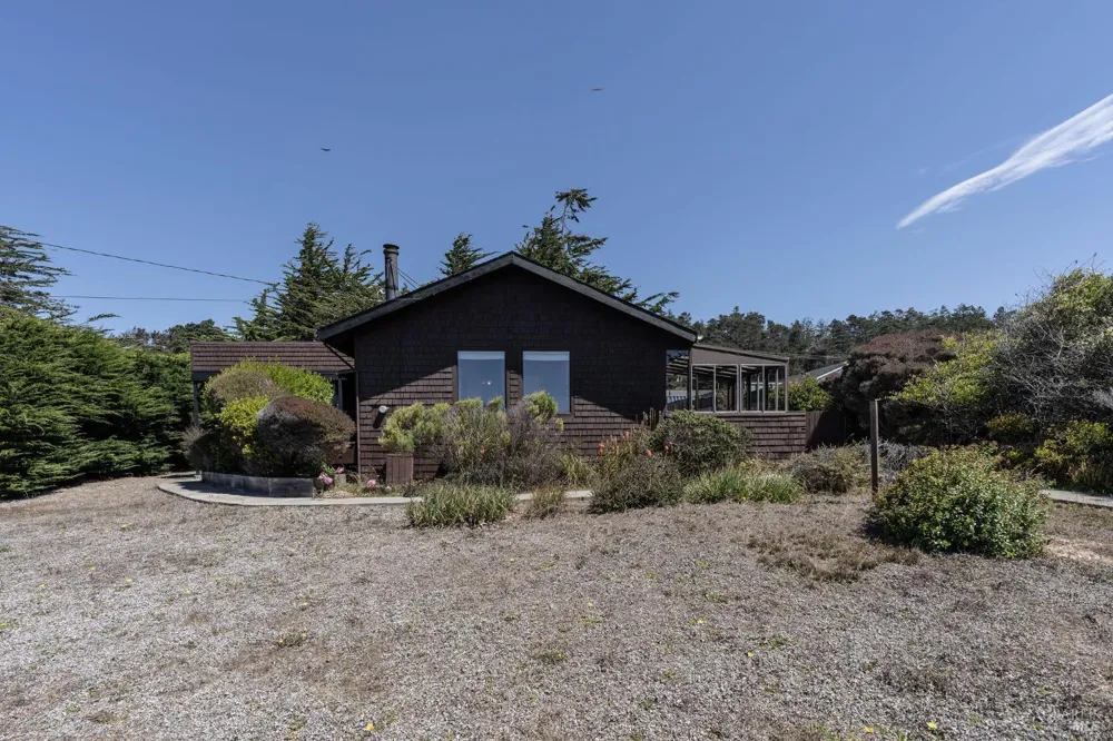 47045 Westward Ho Road Gualala, CA 95445