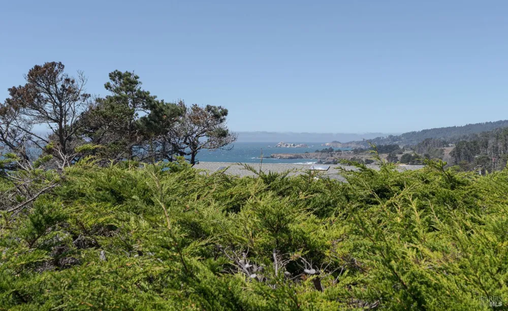47045 Westward Ho Road Gualala, CA 95445