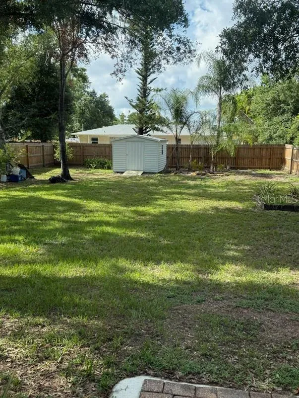 1915 51ST AVENUE E Bradenton, FL 34203