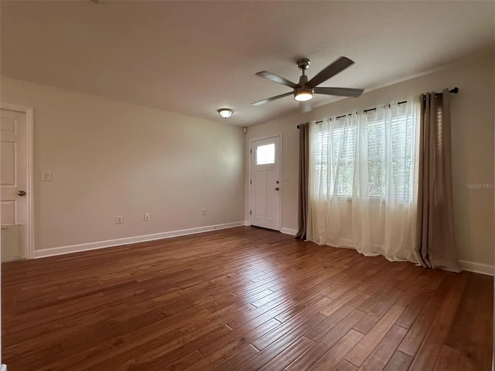 1915 51ST AVENUE E Bradenton, FL 34203