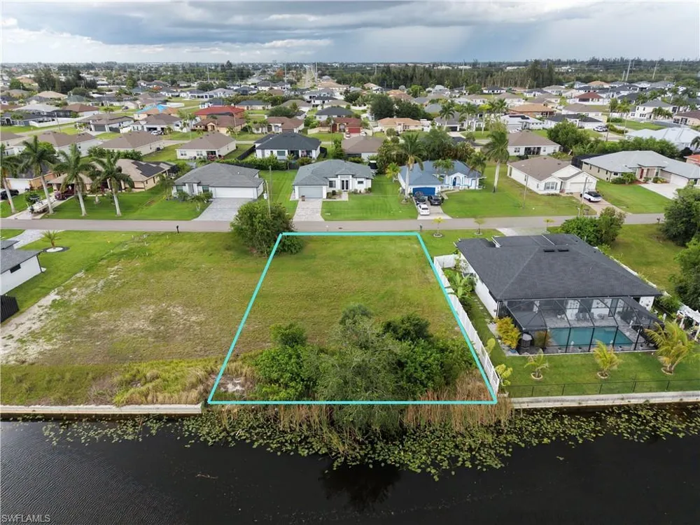 340 SW 26th Avenue Cape Coral, FL 33991