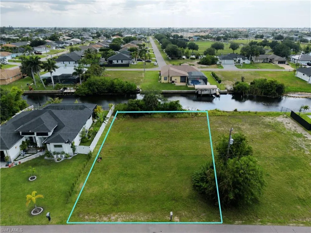 340 SW 26th Avenue Cape Coral, FL 33991