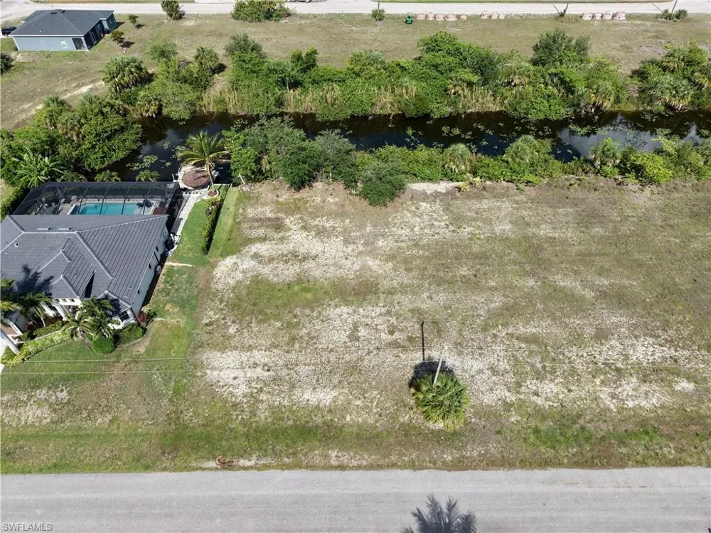 2007 NE 18th Place Cape Coral, FL 33909