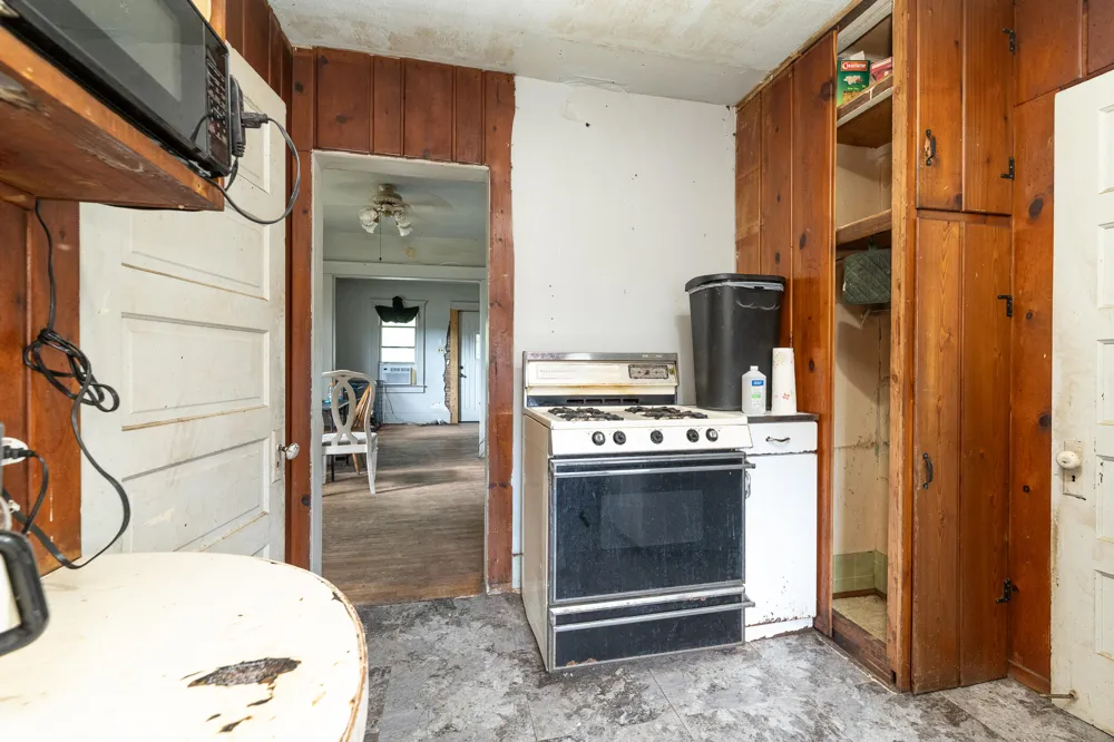 62 Fairview Avenue Battle Creek, MI 49017