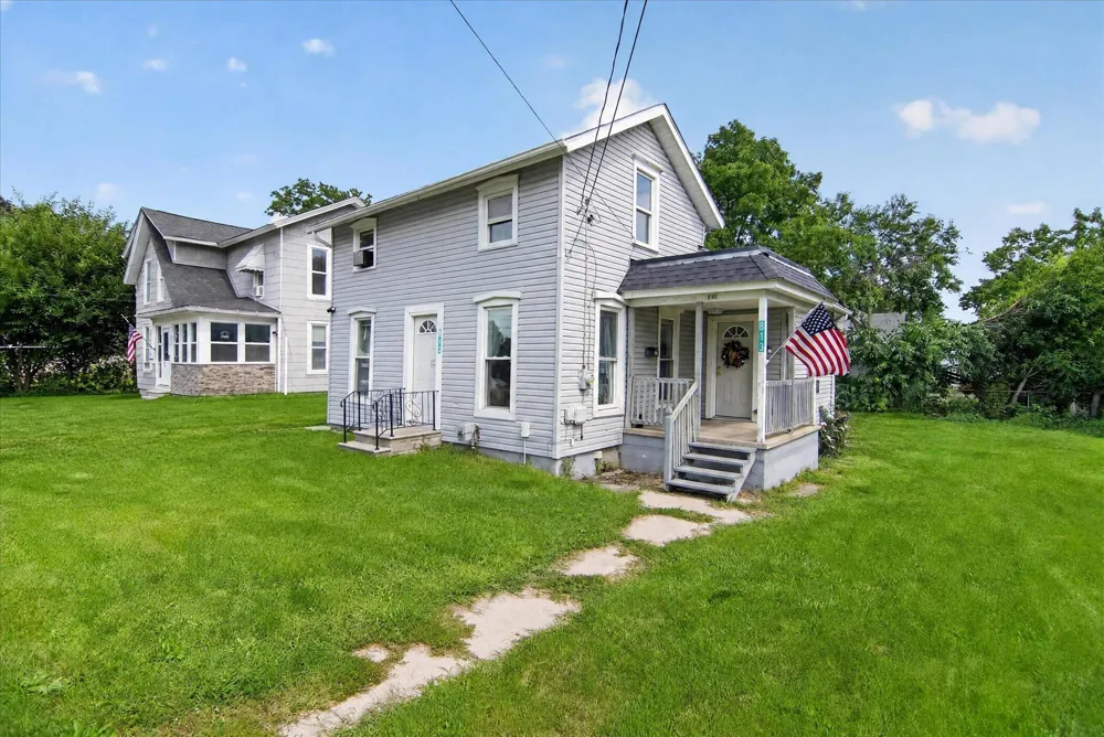 813 Backus Street Jackson, MI 49202