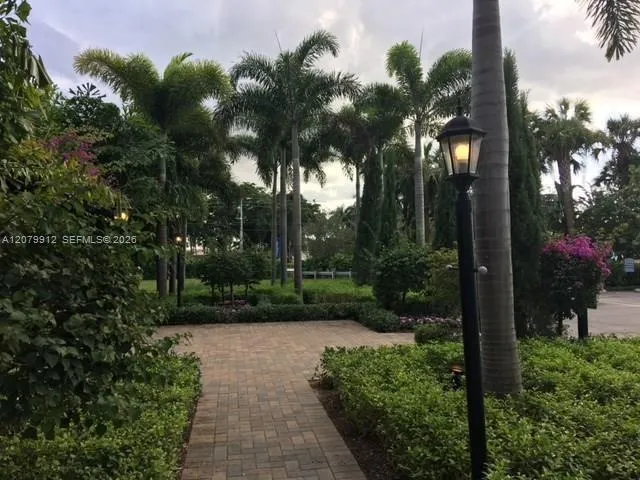 11776 SW 13th LN #11776 Pembroke Pines, FL 33025
