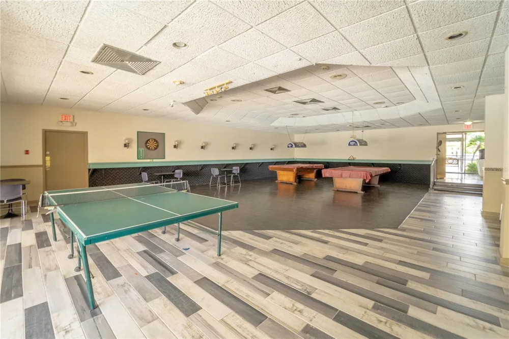 5820 CHURCH AVENUE #422 Tampa, FL 33614