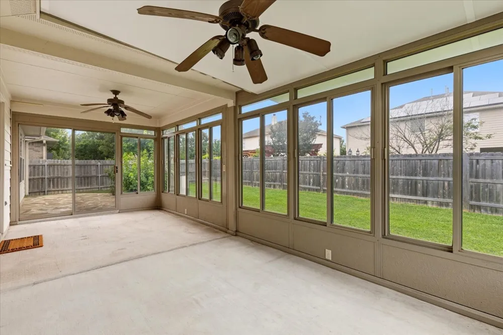 908 Dover Castle Lane Pflugerville, TX 78660
