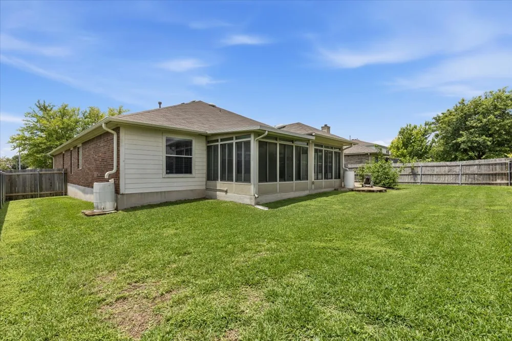 908 Dover Castle Lane Pflugerville, TX 78660