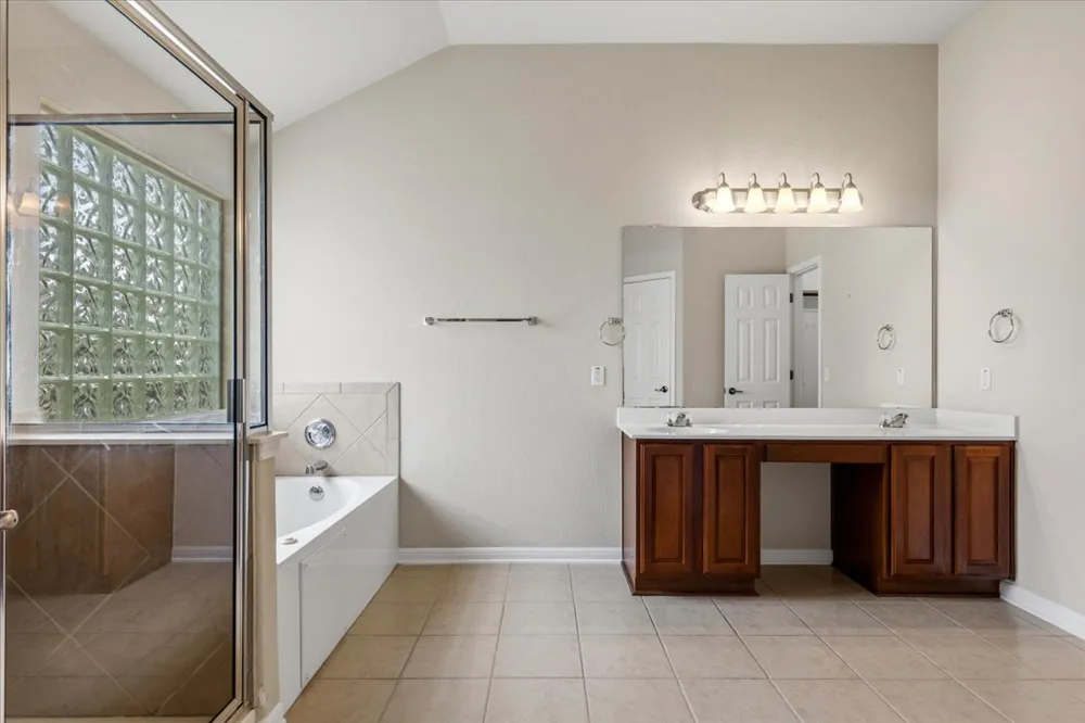 908 Dover Castle Lane Pflugerville, TX 78660
