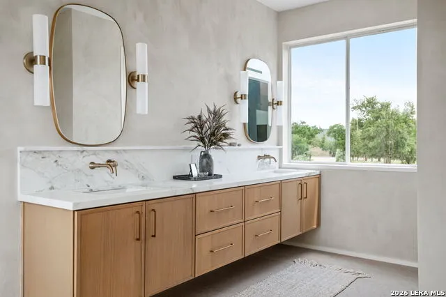22719 E Range San Antonio, TX 78255