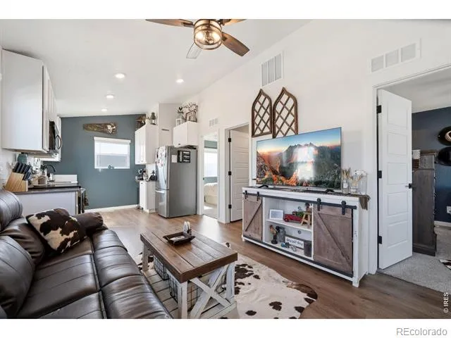 515 Condor Way Johnstown, CO 80534