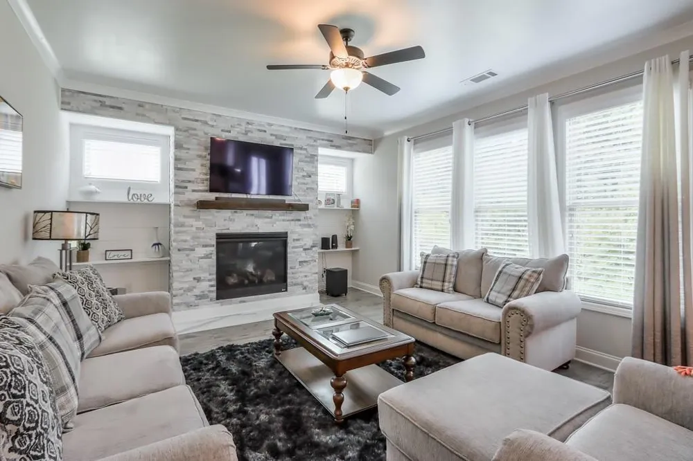 4688 Cantrell Road Flowery Branch, GA 30542