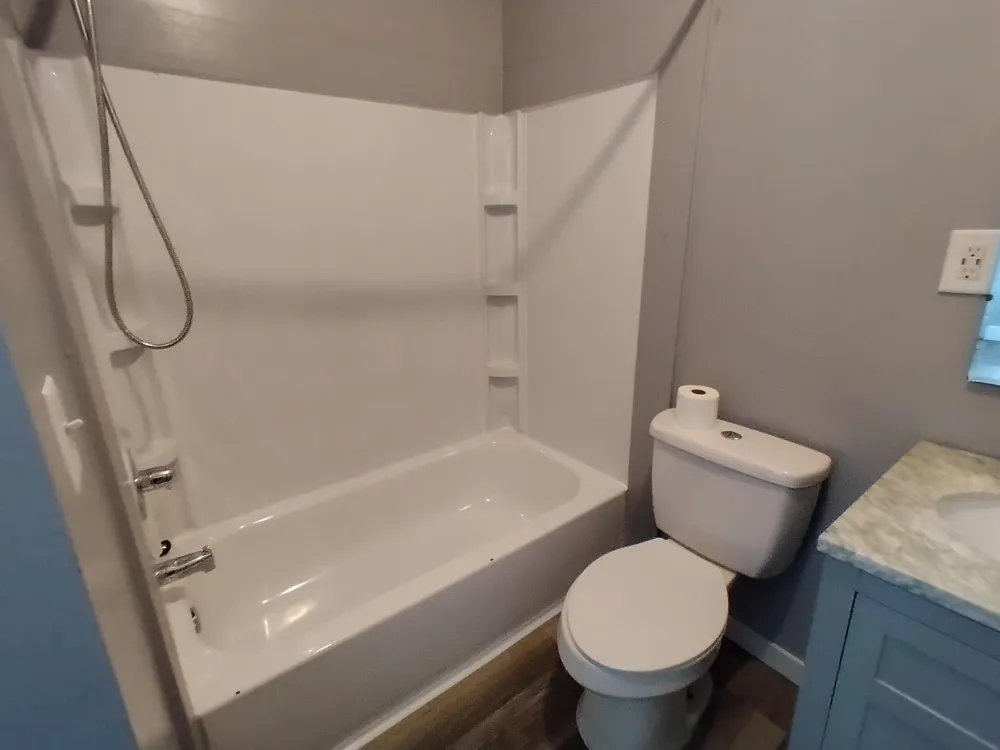 303 Rathburn Howard City, MI 49329