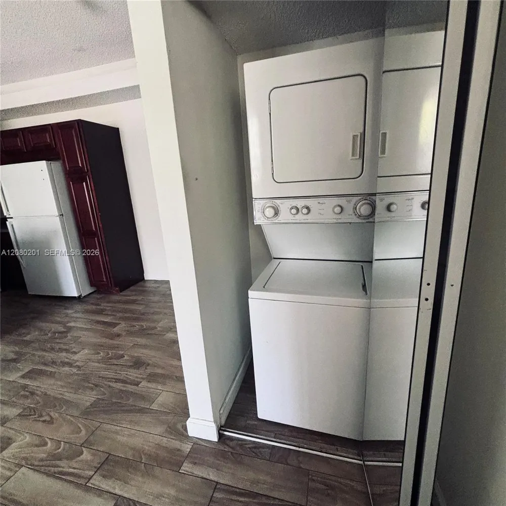701 Lyons Rd #13207 Coconut Creek, FL 33063