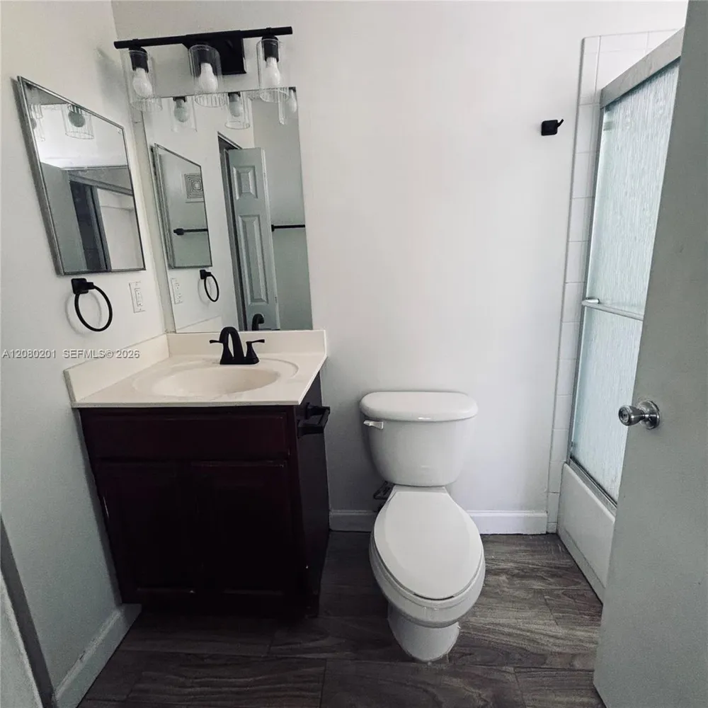 701 Lyons Rd #13207 Coconut Creek, FL 33063