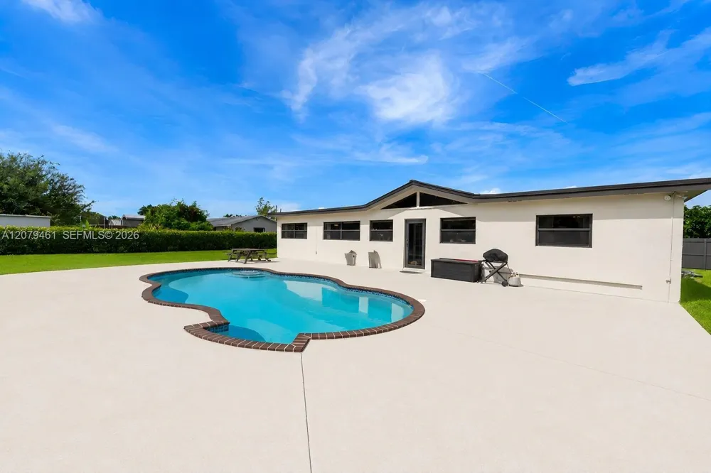 32205 SW 199th Ct Homestead, FL 33030