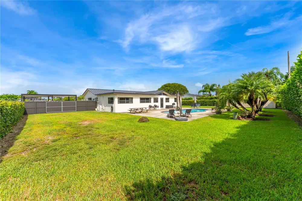32205 SW 199th Ct Homestead, FL 33030