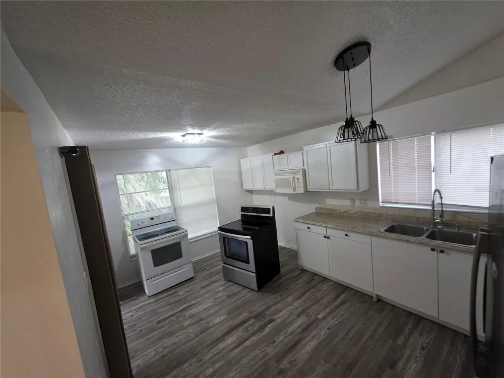6416 LAKE HORSESHOE DRIVE Orlando, FL 32818