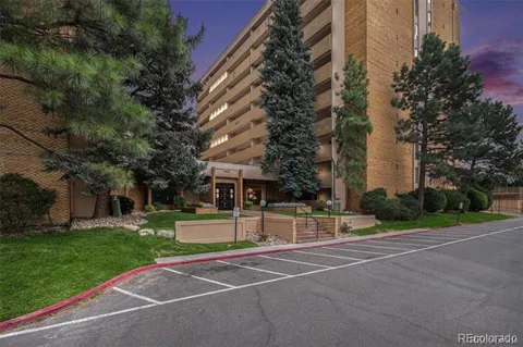 8060 E Girard Avenue #210