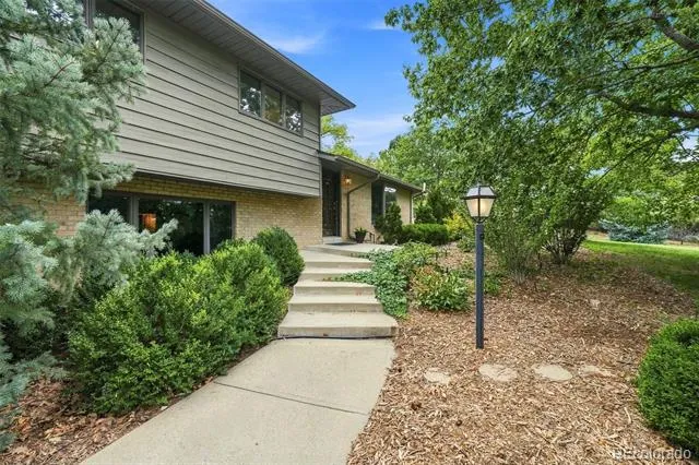 9748 Yukon Court Broomfield, CO 80021