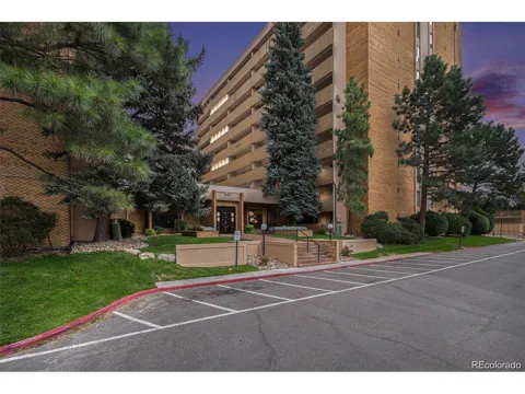 8060 E Girard Avenue #210
