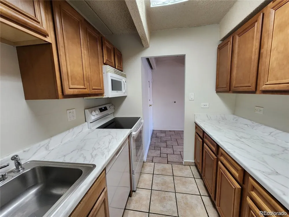 8060 E Girard Avenue #210 Denver, CO 80231