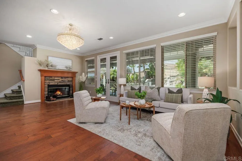 7345 Calle Conifera Carlsbad, CA 92009