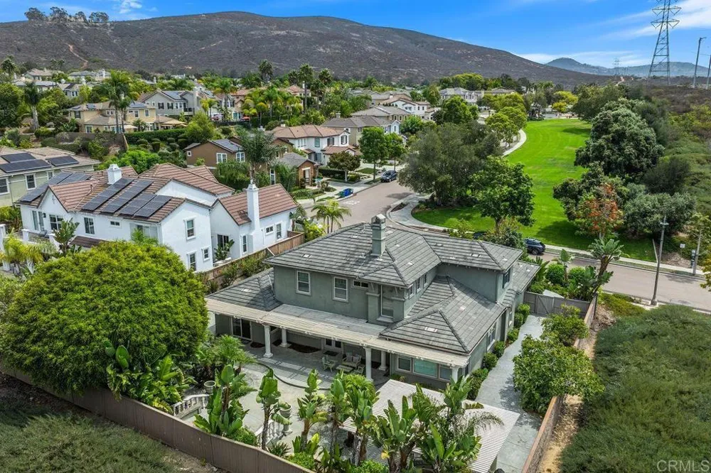 7345 Calle Conifera Carlsbad, CA 92009