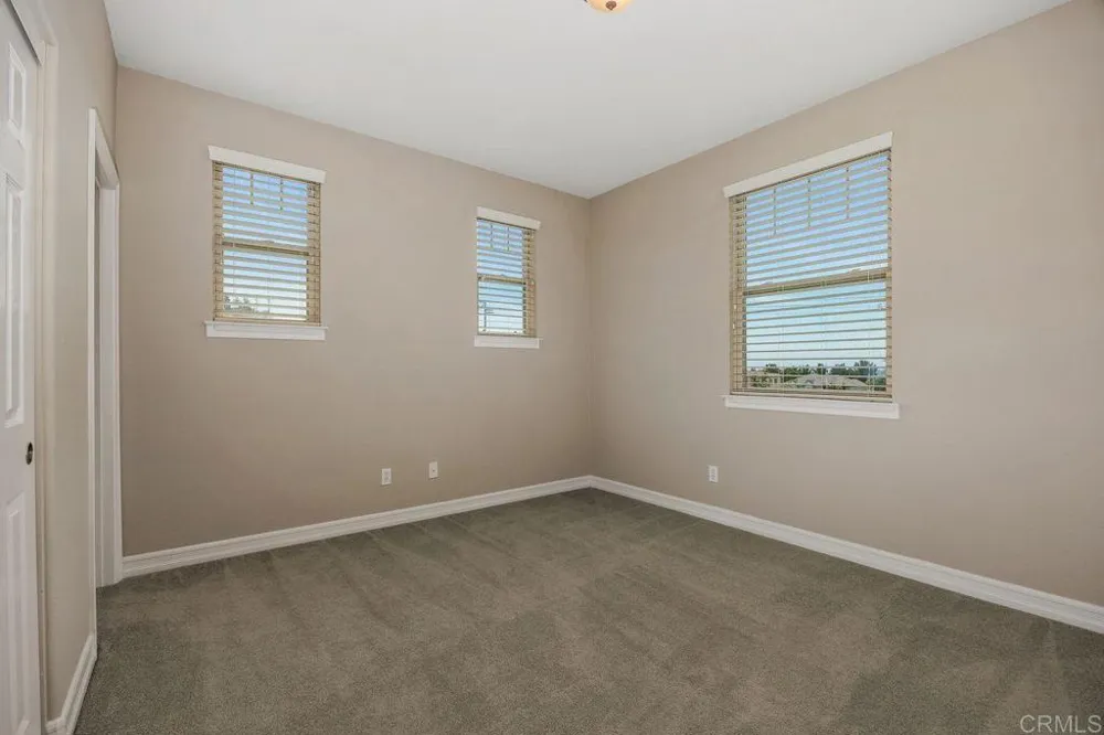 7345 Calle Conifera Carlsbad, CA 92009