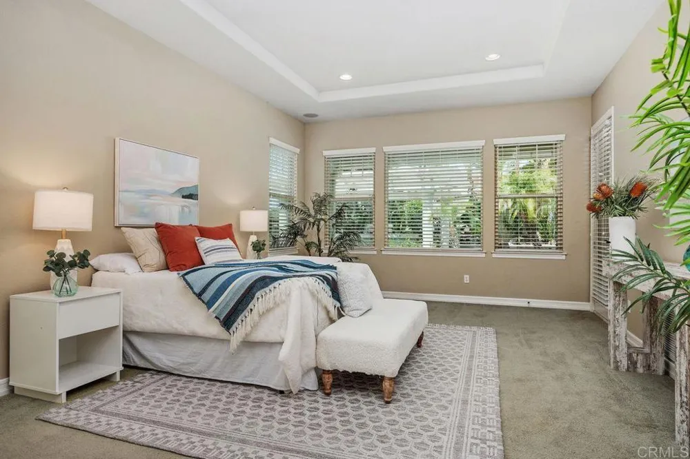 7345 Calle Conifera Carlsbad, CA 92009