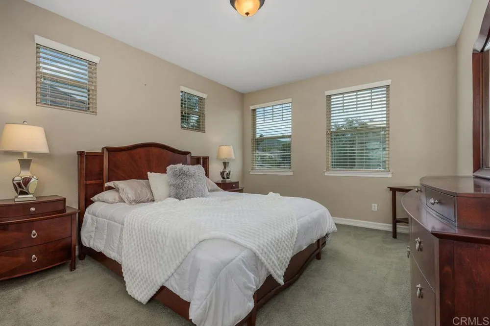7345 Calle Conifera Carlsbad, CA 92009