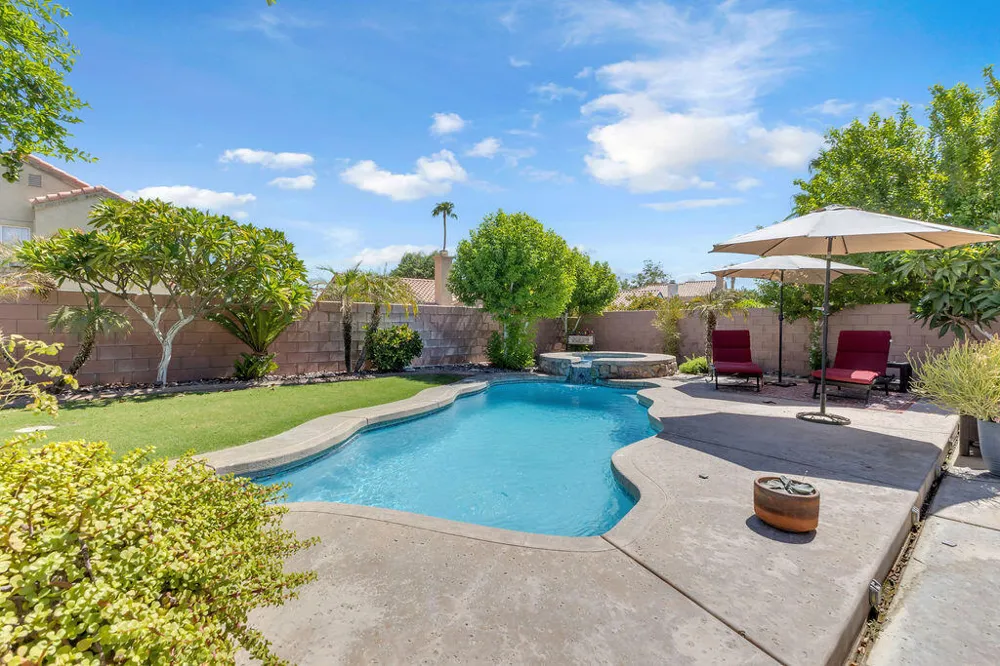 44310 Villeta Drive La Quinta, CA 92253