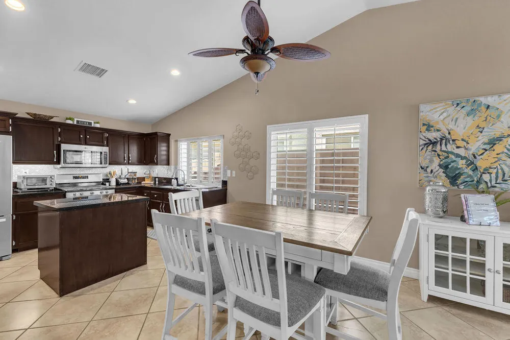 44310 Villeta Drive La Quinta, CA 92253