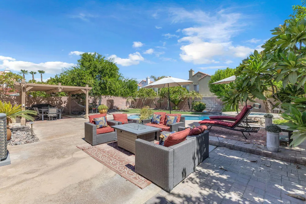 44310 Villeta Drive La Quinta, CA 92253