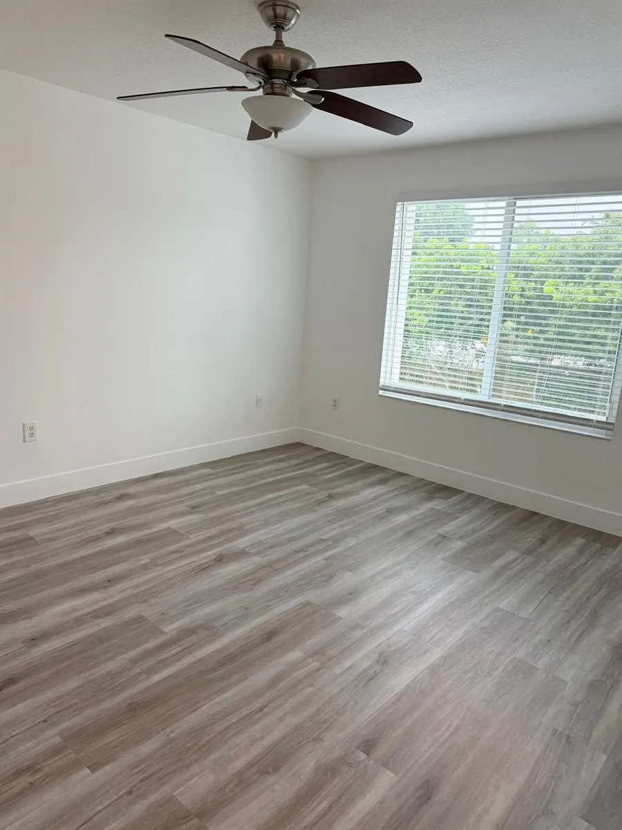 819 VILLA CIRCLE Boynton Beach, FL 33435