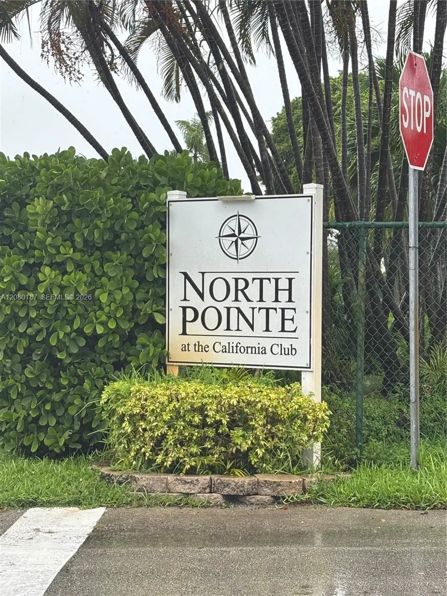453 NE 210th Ter Miami, FL 33179