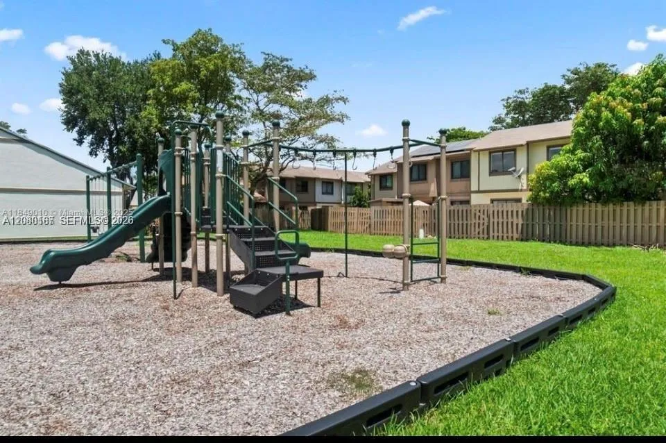 453 NE 210th Ter Miami, FL 33179