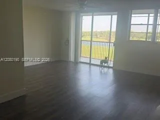 3150 W Rolling Hills Cir #403 Davie, FL 33328