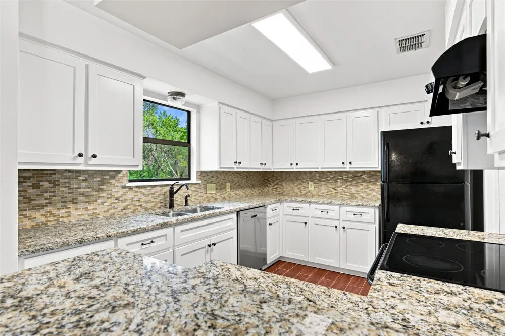 10010 Wildflower Lane #A Austin, TX 78733