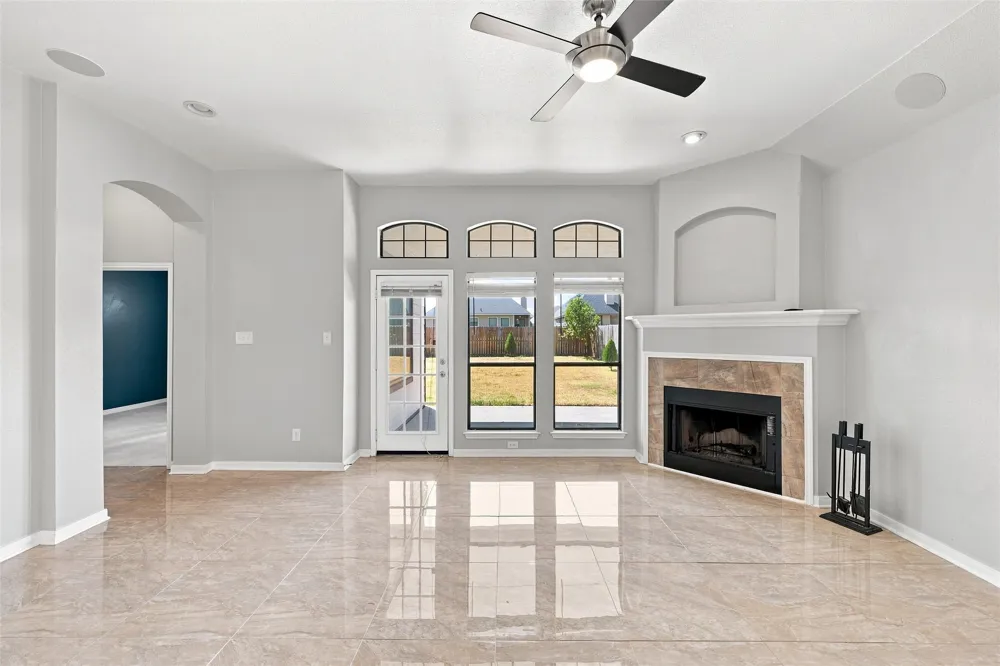 10409 Condor Loop Waco, TX 76708