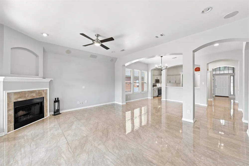 10409 Condor Loop Waco, TX 76708