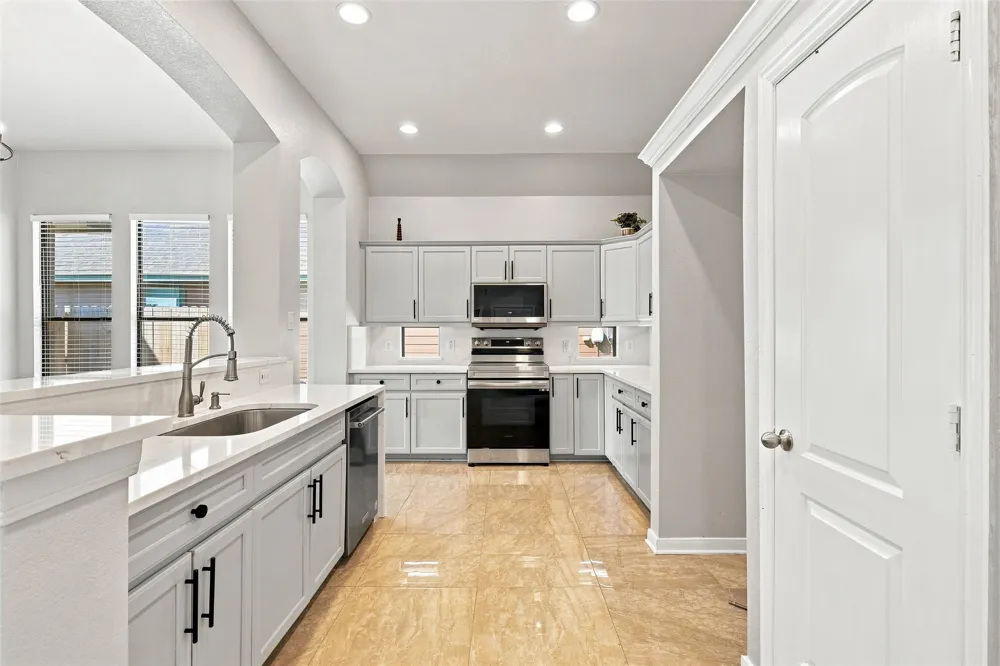 10409 Condor Loop Waco, TX 76708