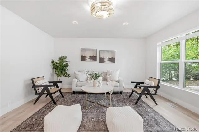 900 Garfield Avenue Loveland, CO 80537
