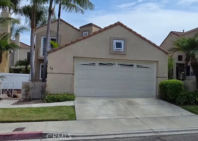 34 Calle Sol San Clemente, CA 92672