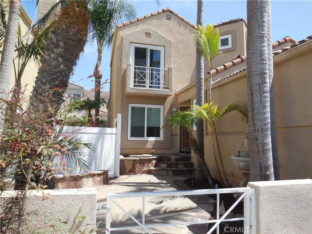 34 Calle Sol San Clemente, CA 92672
