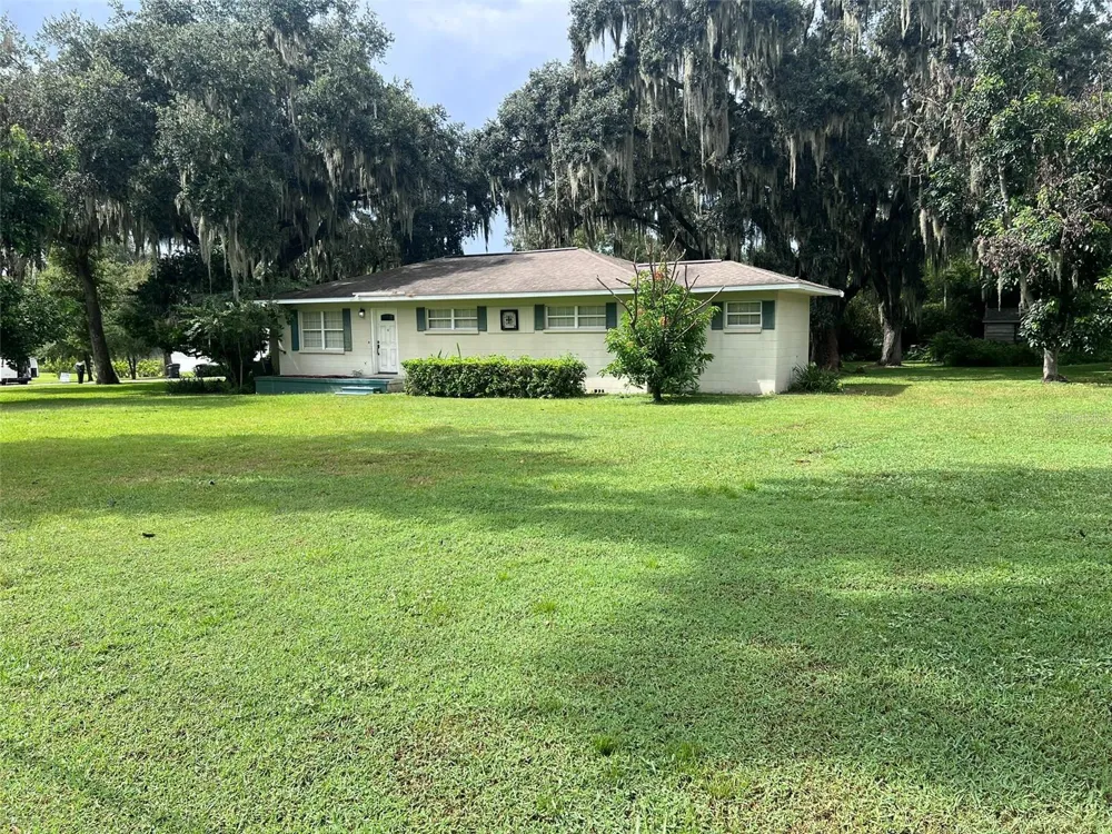 315 W CARTER ROAD Lakeland, FL 33813
