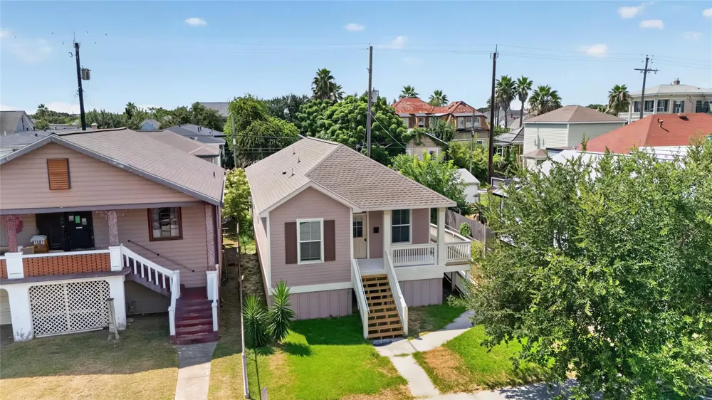 919 Postoffice Galveston, TX 77550