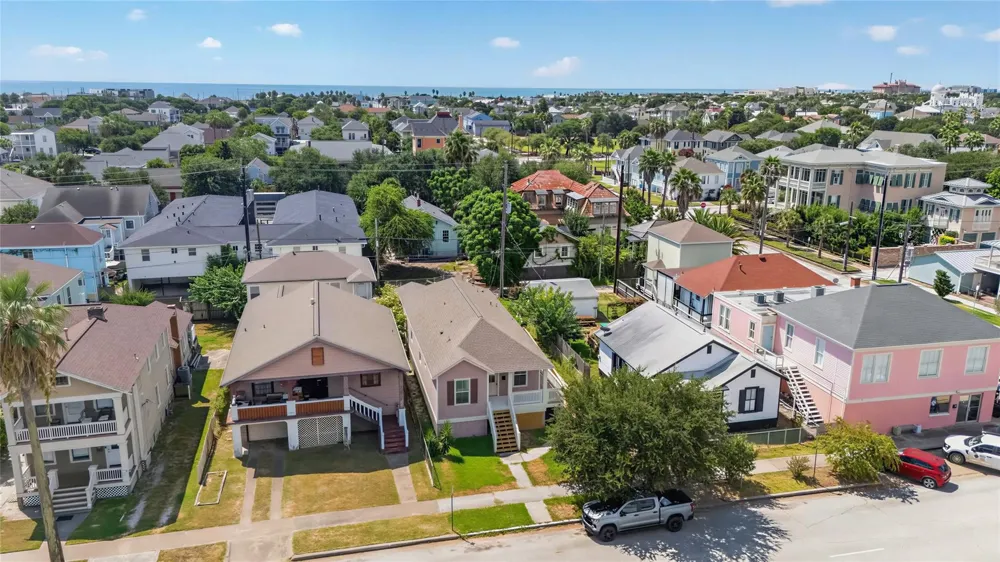 919 Postoffice Galveston, TX 77550